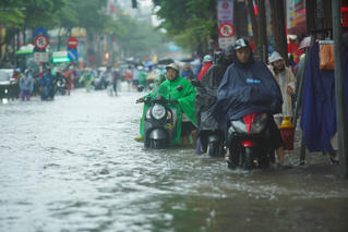 Hà Nội: Khắc phục tình trạng úng ngập trên địa bàn thành phố