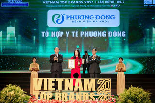 BVĐK Phương Đông đạt danh hiệu Top 10 Thương hiệu Hàng đầu Việt Nam 2025: Dấu ấn Y tế tư nhân hiện đại hóa