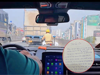 Hành động kịp thời, đầy trách nhiệm của CSGT Hà Nội