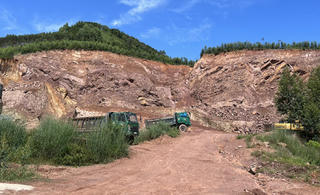 Bắc Ninh phê duyệt 44 khu vực không đấu giá quyền khai thác khoáng sản