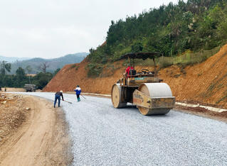 Thái Nguyên: Hỗ trợ đầu tư, cải tạo, nâng cấp hạ tầng giao thông 34 xã vùng khó khăn và đặc biệt khó khăn