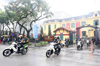 Công an Hà Nội ra quân trấn áp tội phạm 
