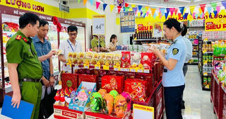 Hà Nội bảo đảm an toàn thực phẩm phục vụ Tết và Lễ hội Xuân 2026