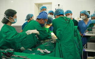 Bệnh viện Đa khoa số 2 tỉnh Lào Cai thực hiện thành công ca ghép thận từ người hiến sống