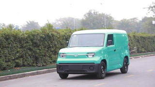 Mẫu xe điện giao hàng EC Van lần đầu lộ diện, tài xế khẳng định: Luồn ngõ tốt, chi phí tối ưu