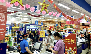 Hà Nội bảo vệ quyền lợi người tiêu dùng gắn với chuyển đổi số và tiêu dùng xanh