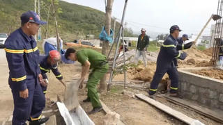 Công an Gia Lai quyết tâm bàn giao nhà mới cho người dân vùng bão lũ trước Tết Nguyên đán