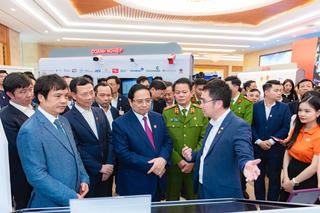 FPT giới thiệu hệ sinh thái giải pháp công nghệ tại Triển lãm sơ kết 4 năm triển khai Đề án 06