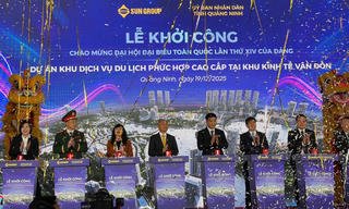 Phó Chủ tich Quốc hội Vũ Hồng Thanh dự Lễ khởi công dự án tại Vân Đồn (Quảng Ninh)