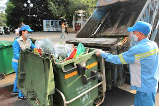 Hà Nội bảo đảm vệ sinh môi trường trong dịp cao điểm cuối năm và Tết 