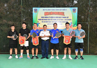 BTL Vùng Cảnh sát biển 4 tổ chức nhiều hoạt kỷ niệm 81 năm Ngày thành lập Quân đội nhân dân Việt Nam