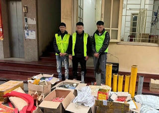 3 thanh niên Hà Nội sản xuất pháo nổ rồi rao bán trên mạng xã hội bị khởi tố