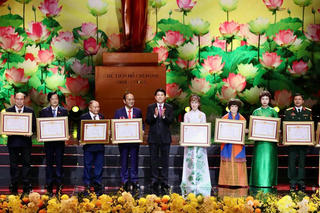 Chủ tịch Vietjet Nguyễn Thị Phương Thảo nhận danh hiệu Anh hùng Lao động