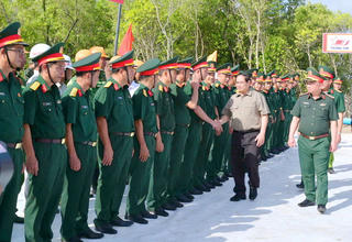 Thủ tướng kiểm tra tiến độ cao tốc Cà Mau – Đất Mũi và tuyến đường ra đảo Hòn Khoai