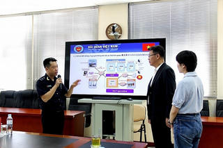 Cửa khẩu thông minh - 'đường thông hè thoáng' cho xuất, nhập hàng hóa