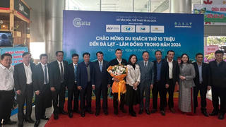 Lâm Đồng chào đón du khách đầu tiên năm mới 2026 với nhiều phần quà hấp dẫn 