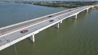 Thông xe kỹ thuật mở rộng cầu Gianh, cầu Quán Hàu trên Quốc lộ 1 qua Quảng Trị