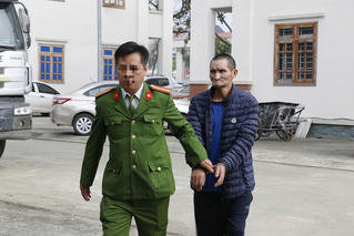 Công an 2 nước truy bắt đối tượng trốn nã nguy hiểm