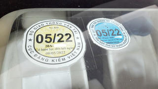 Từ năm 2026, chính thức bỏ dán tem thu phí đường bộ trên kính ô tô