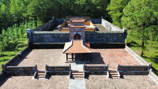 Huế yêu cầu tháo dỡ công trình trái phép tại di tích lăng vua Thiệu Trị sau Tết nguyên đán 2026