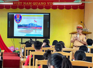 Thiếu tá Nguyễn Hồng Chiến - Người thầy đặc biệt thắp lửa an toàn giao thông học đường ở Lào Cai