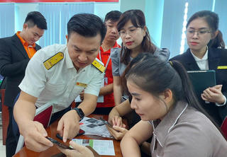 Thuế TP HCM chuyển từ quản lý thu sang hỗ trợ tuân thủ đối với người kinh doanh
