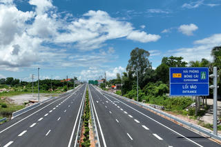 Kỳ tích 5 năm, hơn 2.000km đường bộ cao tốc
