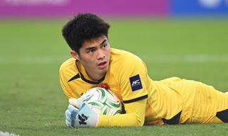 Thủ môn Trung Kiên nói về tài năng của đối thủ Li Hao