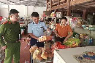 Thanh Hóa “tuyên chiến” với buôn lậu, gian lận thương mại