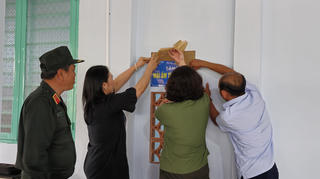 Từ Chuyến bay màu xanh đến mái ấm kiên cố miền biên viễn