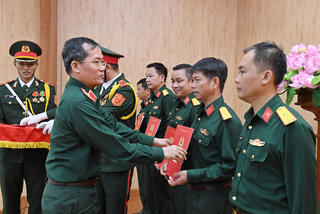 Quảng Ngãi bổ nhiệm 96 sĩ quan Quân đội giữ chức Chỉ huy trưởng Ban CHQS xã, phường, đặc khu