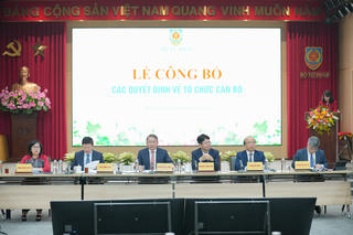 Bộ Tư pháp công bố các quyết định về công tác cán bộ