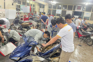 Trường cao đẳng công nghiệp được UBND TP Huế tặng Bằng khen