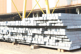 Lào Cai tăng cường quản lý, bình ổn giá vật liệu xây dựng