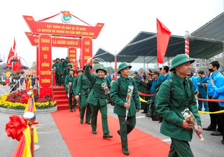 Hà Nội tổ chức lễ giao, nhận quân 2026 tại 8 điểm 