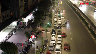 Hà Nội: Lòng đường, vỉa hè khu vực chung cư Kim Văn – Kim Lũ bị lấn chiếm 