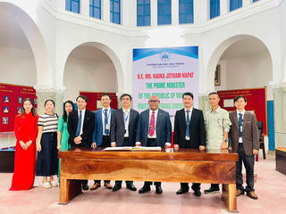 Thủ tướng Cộng hòa Vanuatu thăm và làm việc tại Trường Đại học Nha Trang