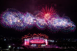 Những khoảnh khắc mãn nhãn đêm tổng duyệt pháo hoa nghệ thuật trên sân vận động Mỹ Đình 