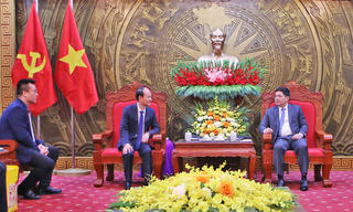 Bí thư Tỉnh ủy Bắc Ninh tiếp và làm việc với Tập đoàn Luxshare Việt Nam