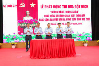 Sư đoàn 372 thi đua chào mừng kỷ niệm 96 năm ngày thành lập Đảng và mừng xuân Bính Ngọ 2026