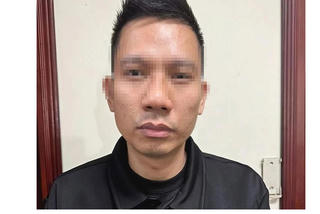 Phát hiện đường dây môi giới bán dâm nam cho phụ nữ U40