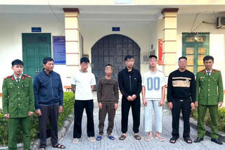 6 đối tượng mở sòng 'xóc đĩa' tại quán Cafe bi-a ở Hà Tĩnh