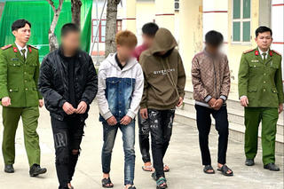 Khởi tố nhóm thanh thiếu niên trộm cắp tiền công đức liên tỉnh