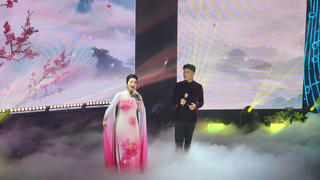 Thanh niên Trung – Việt đón Xuân mới, cùng hòa ca hữu nghị