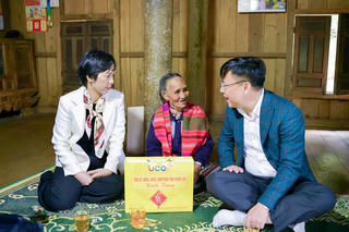 Giám đốc Công an tỉnh Quảng Trị thăm, tặng quà gia đình chính sách nhân dịp Tết Bính Ngọ 2026