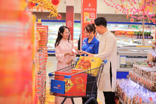 Saigon Co.op mang mâm cỗ gia tiên chuẩn vị đến gia đình đô thị dịp Tết Bính Ngọ 2026