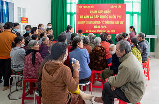 Viện Y học Phòng không - Không quân hỗ trợ y tế tại xã Phù Cát