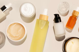 Kinh doanh mỹ phẩm ghi nhãn sai sự thật, Công ty Vạn Minh bị phạt 150 triệu đồng 