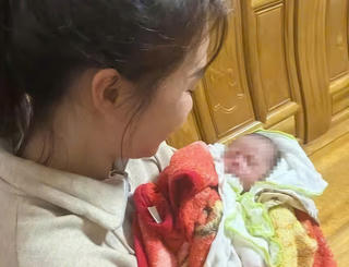  Lá thư “Mẹ xin lỗi con” bên bé trai sơ sinh bị bỏ rơi ở Hà Tĩnh