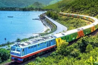 "Chuyến tàu hạnh phúc" lan tỏa không khí vui tươi trong xã hội